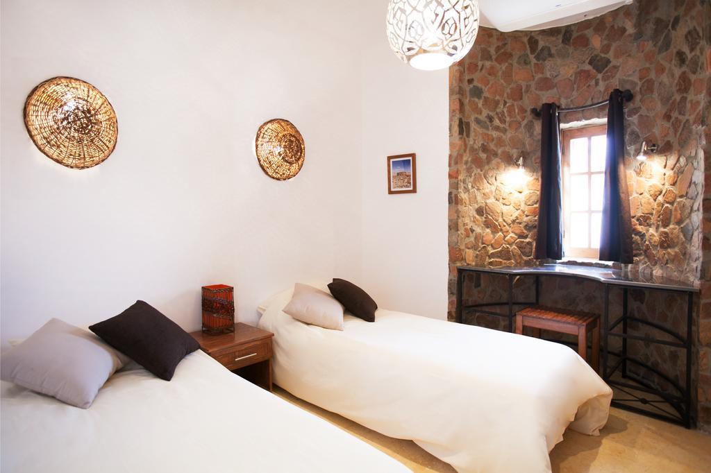 Red Rock Apartments Dahab Oda fotoğraf