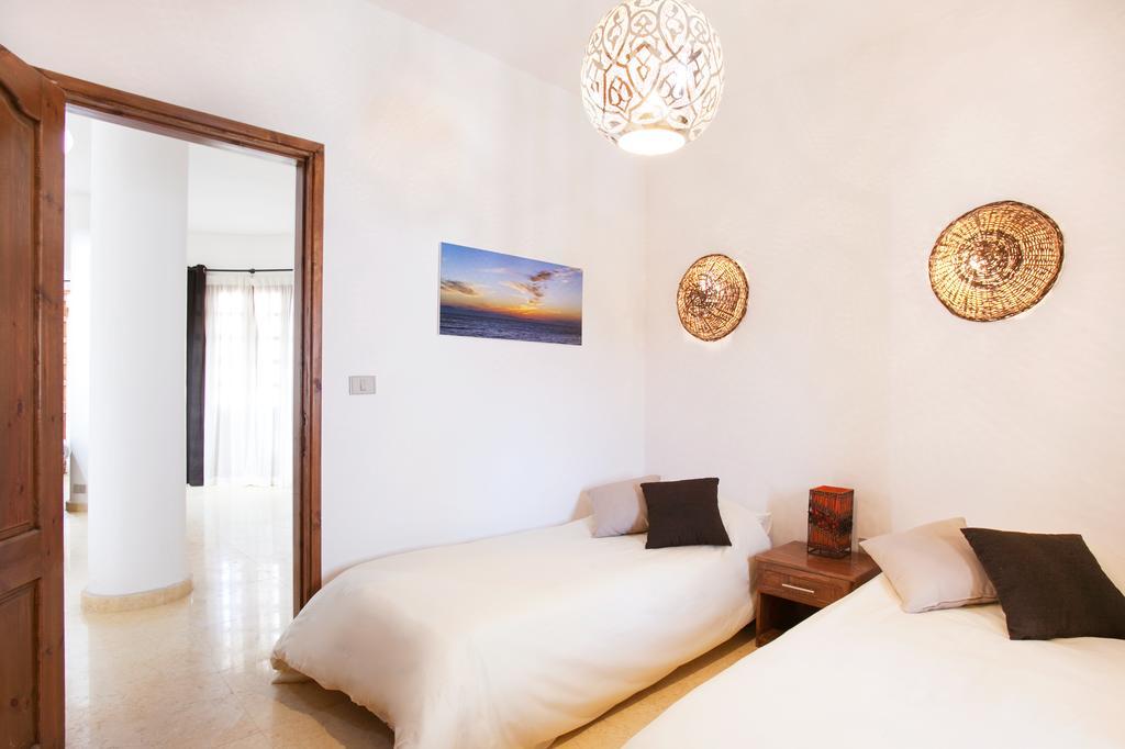 Red Rock Apartments Dahab Oda fotoğraf