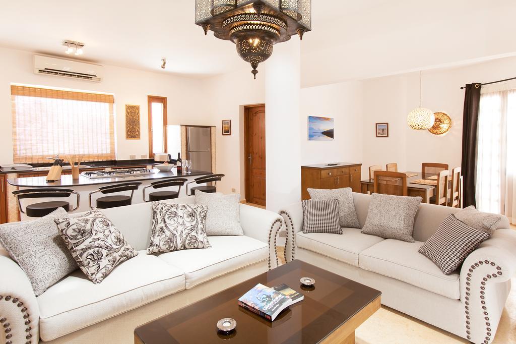 Red Rock Apartments Dahab Oda fotoğraf