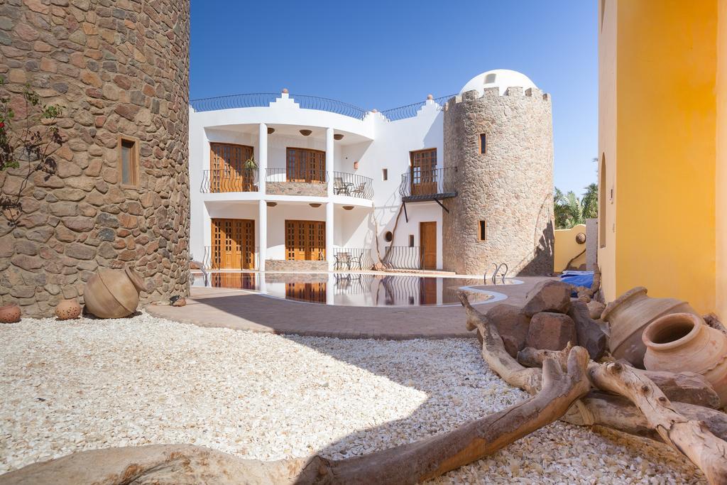 Red Rock Apartments Dahab Oda fotoğraf